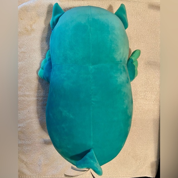 Squishmallow HugMees Winston 14” - Picture 3 of 5